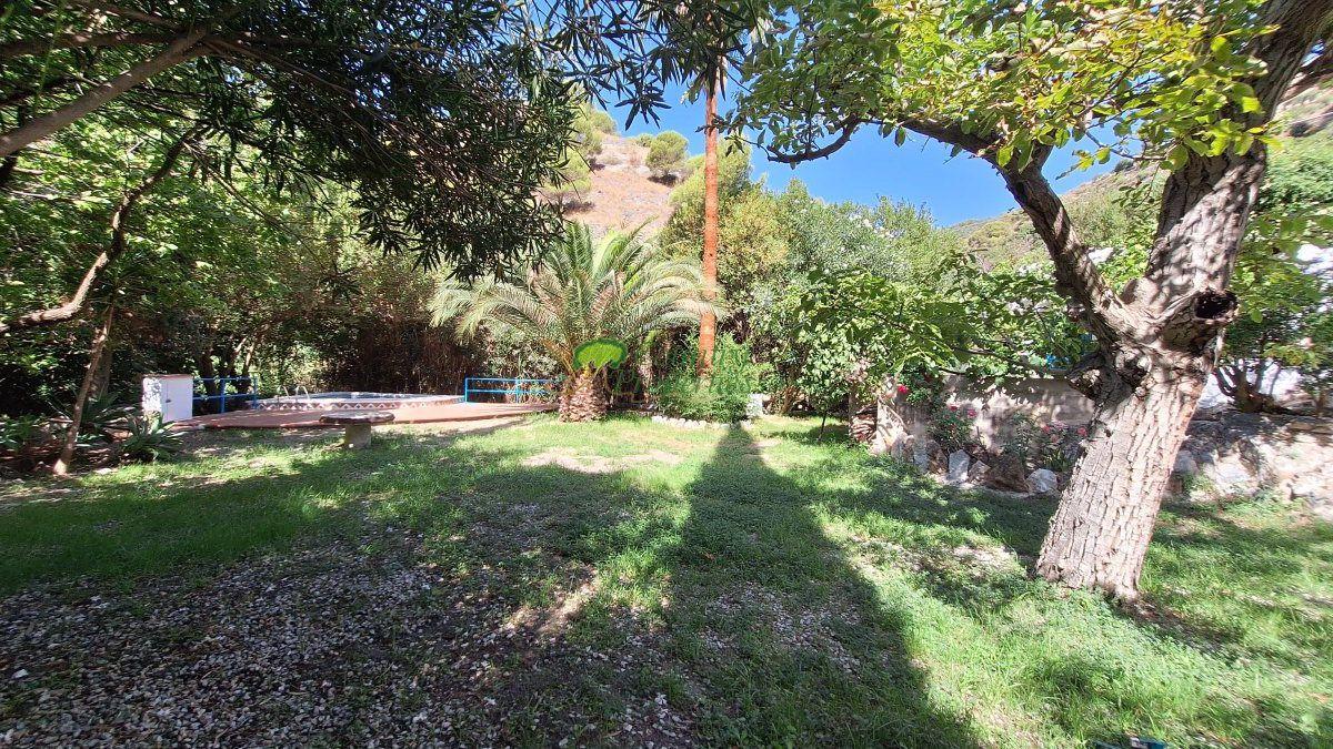 House for Sale in Canillas de Albaida