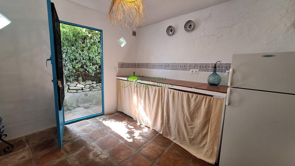 House for Sale in Canillas de Albaida