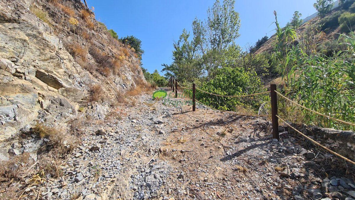 House for Sale in Canillas de Albaida