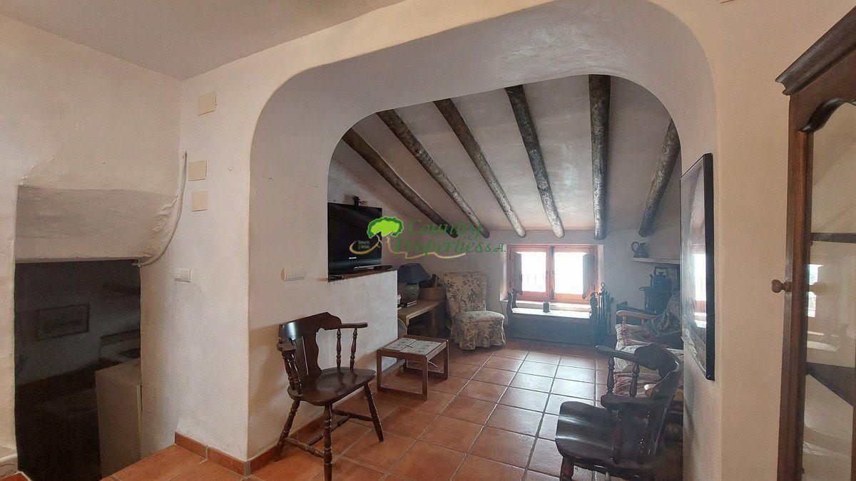 House for Sale in Cómpeta