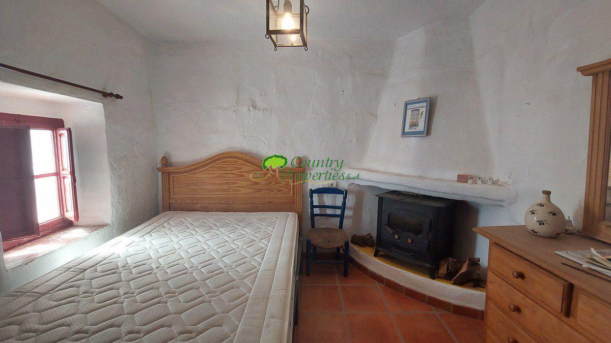 House for Sale in Cómpeta