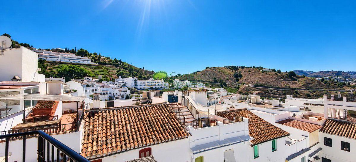 House for Sale in Cómpeta