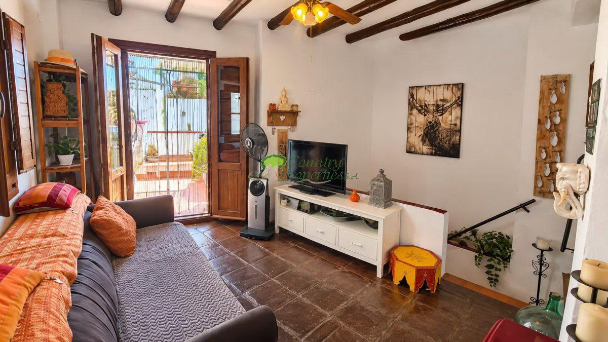 House for Sale in Cómpeta