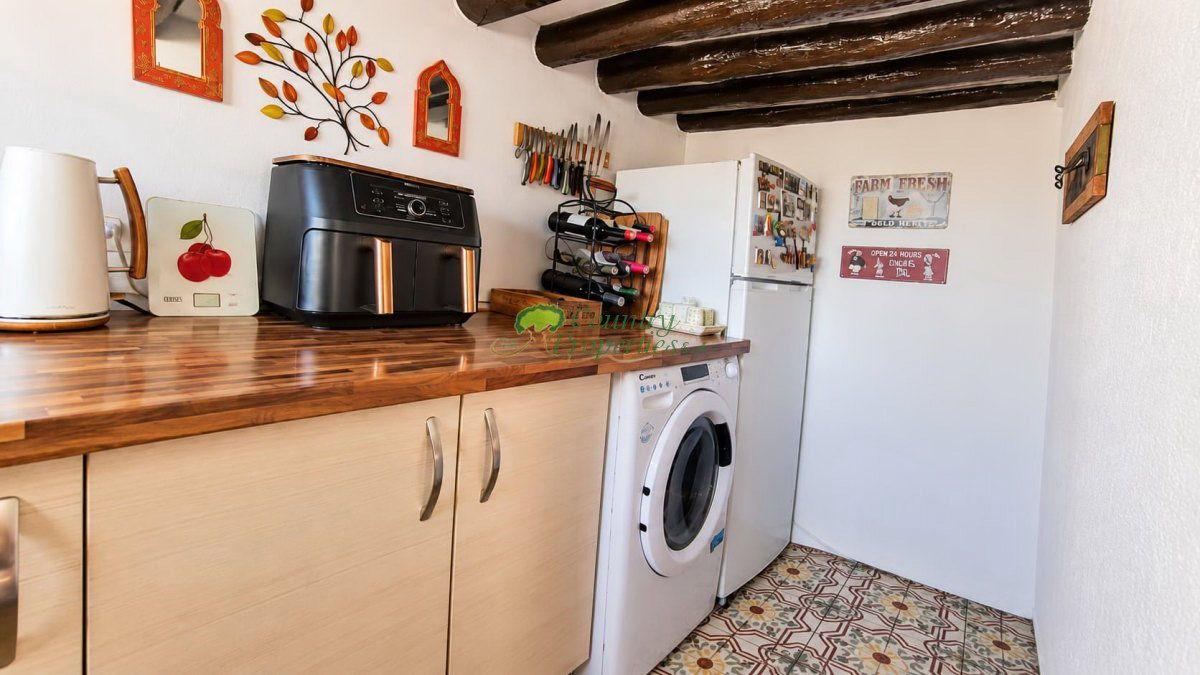House for Sale in Cómpeta