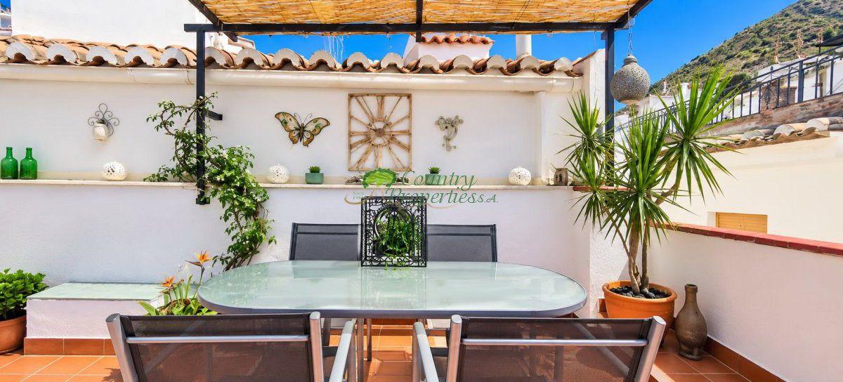 House for Sale in Cómpeta