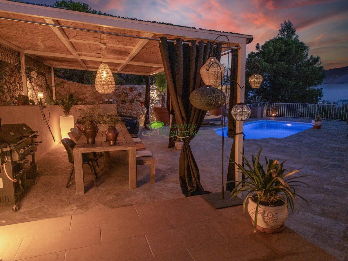 House for Sale in Cómpeta