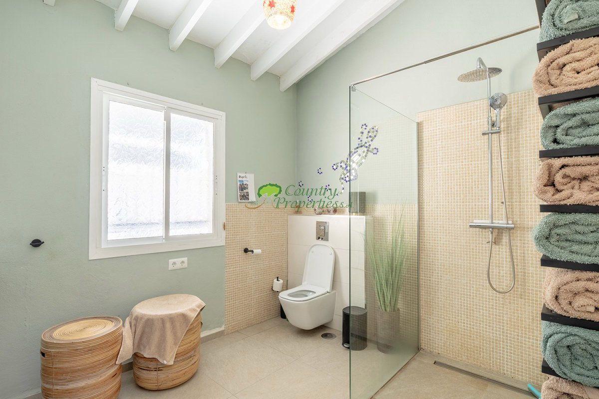 House for Sale in Cómpeta