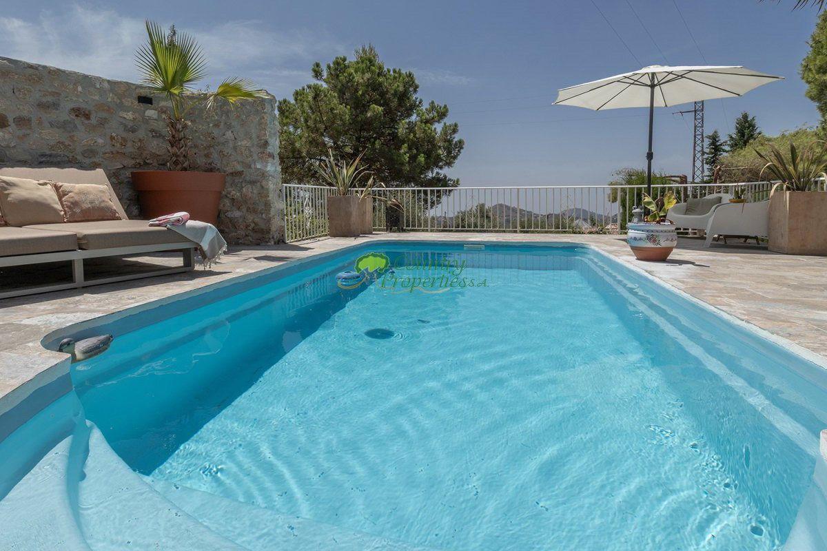 House for Sale in Cómpeta