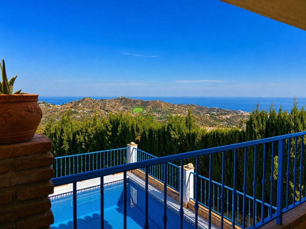 House for Sale in Torrox