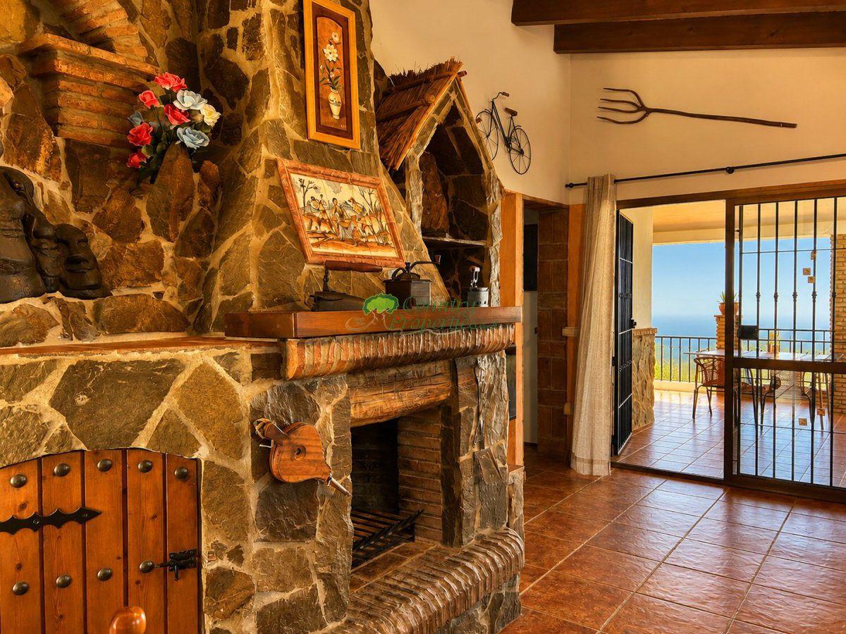 House for Sale in Torrox