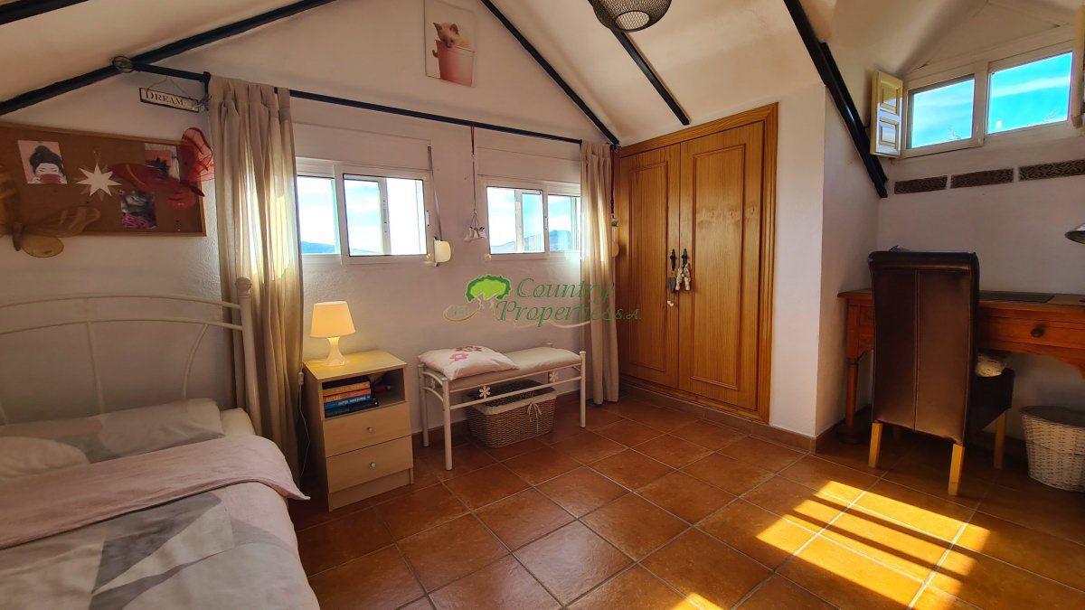 Casa en Venta en Canillas de Albaida