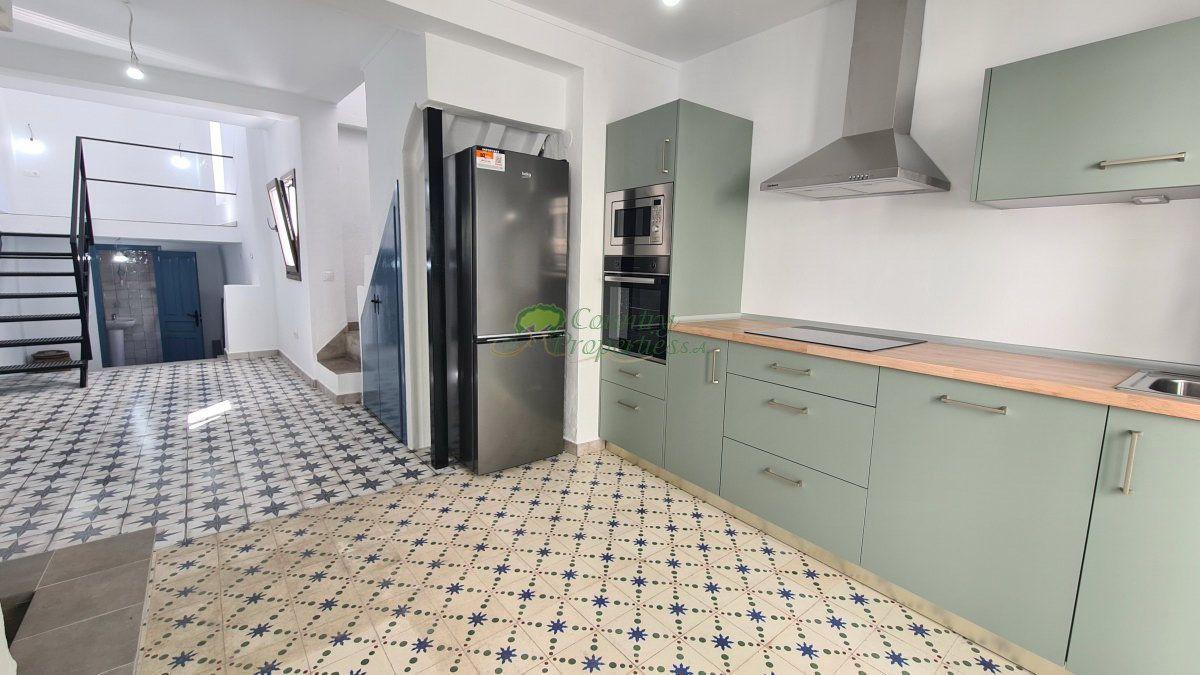 Casa en Venta en Cómpeta