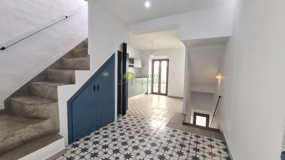 Casa en Venta en Cómpeta
