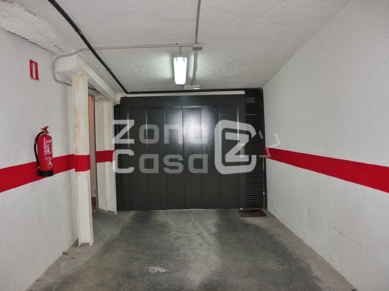 Garage for Sale in Alzira