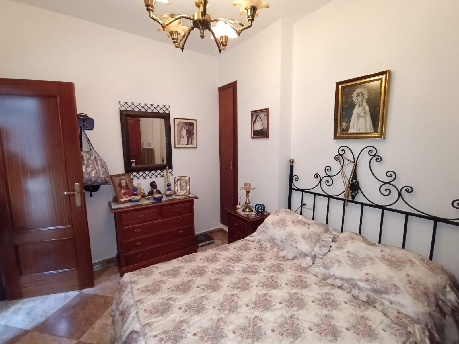 House for Sale in Calera de León