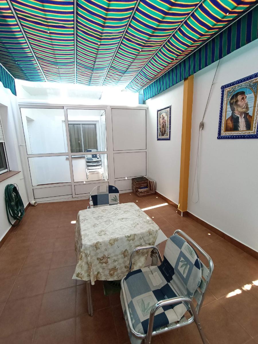 House for Sale in Calera de León