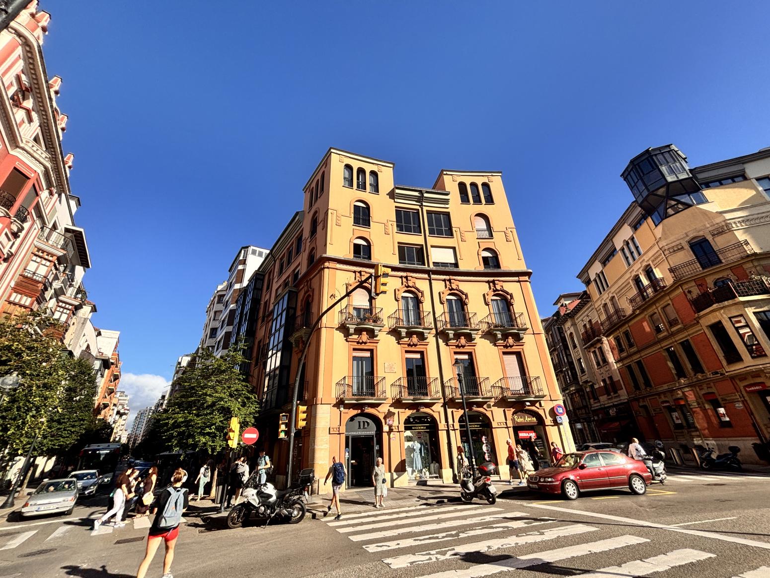 Garaje en Venta en Gijón