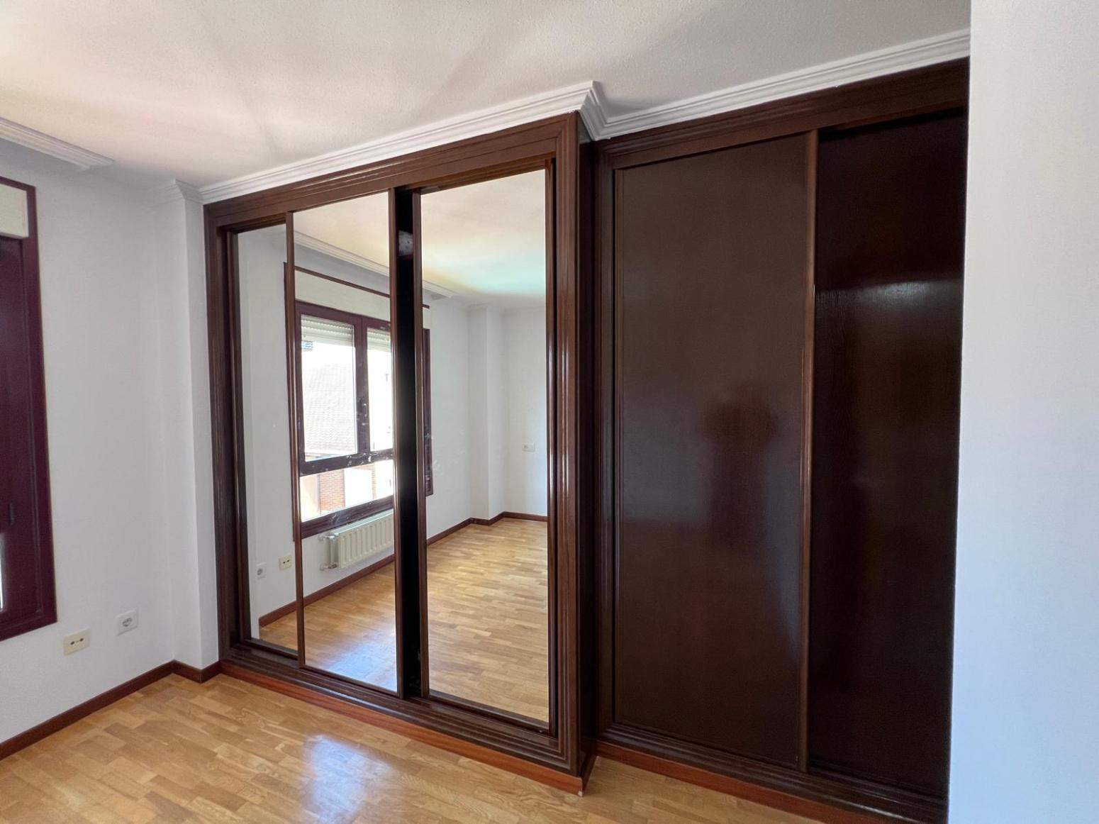 Piso en Alquiler en Gijón