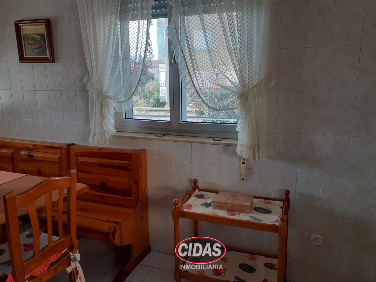 House for Sale in Cuadros