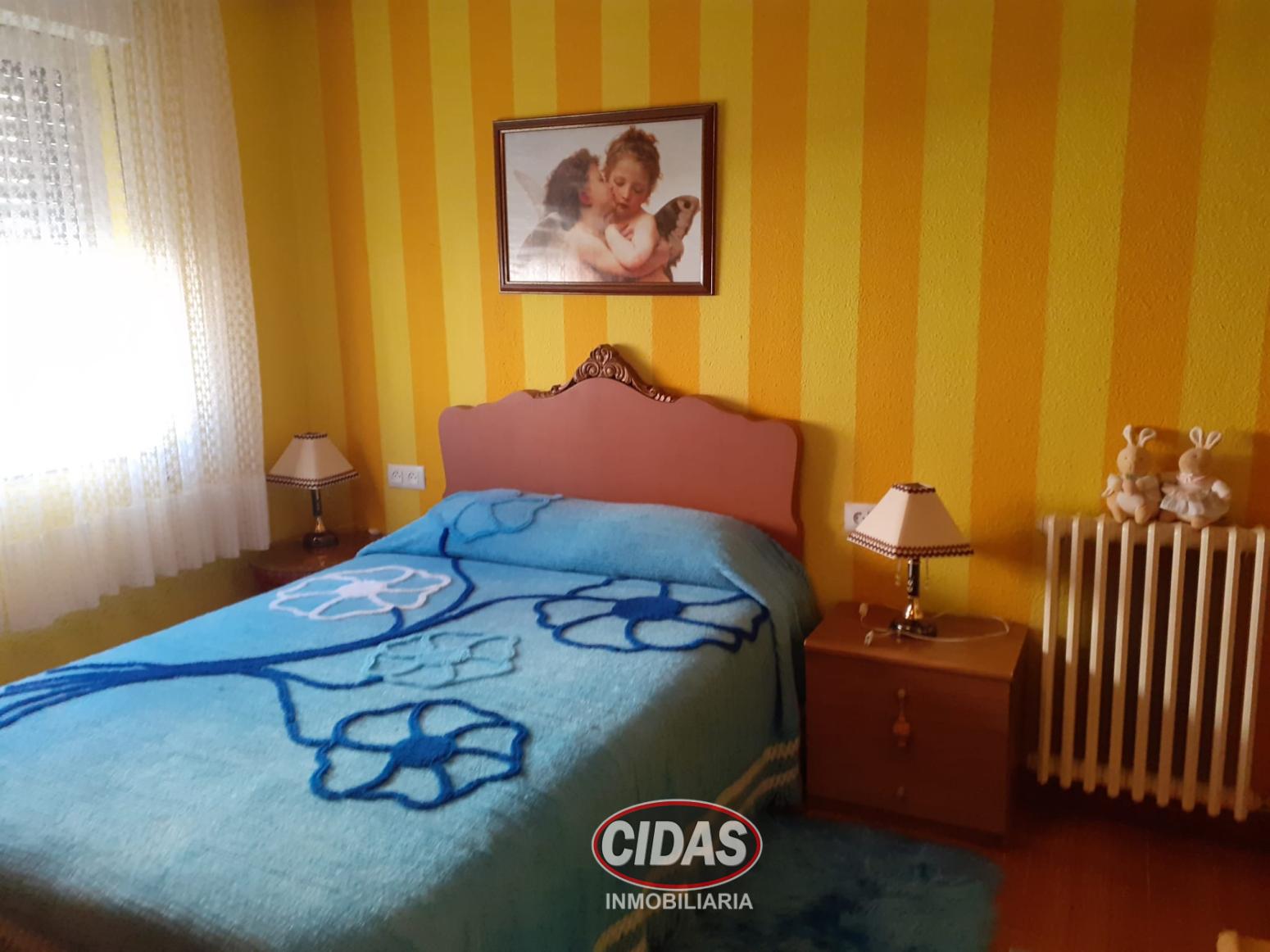 House for Sale in Cuadros