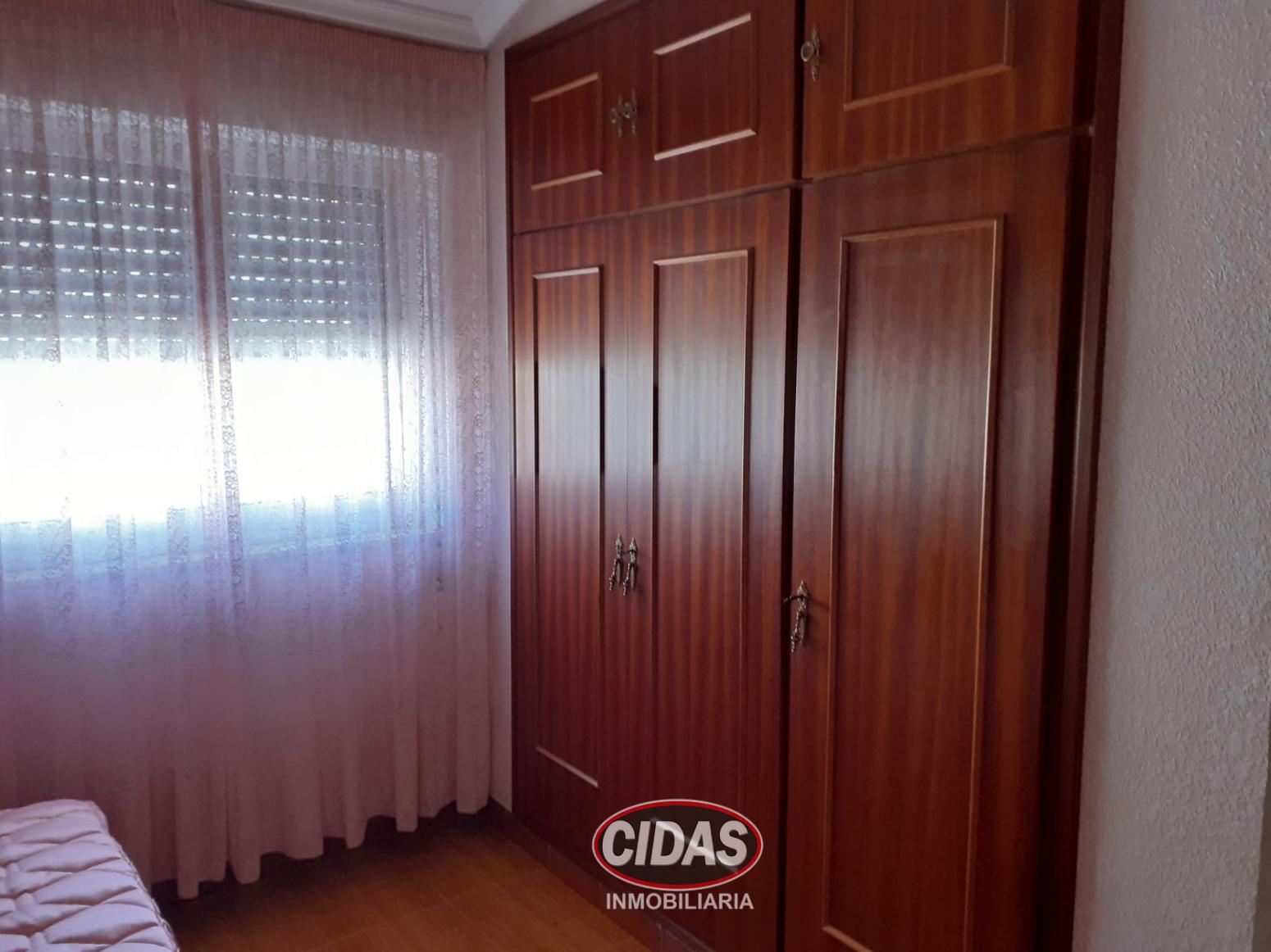 House for Sale in Cuadros