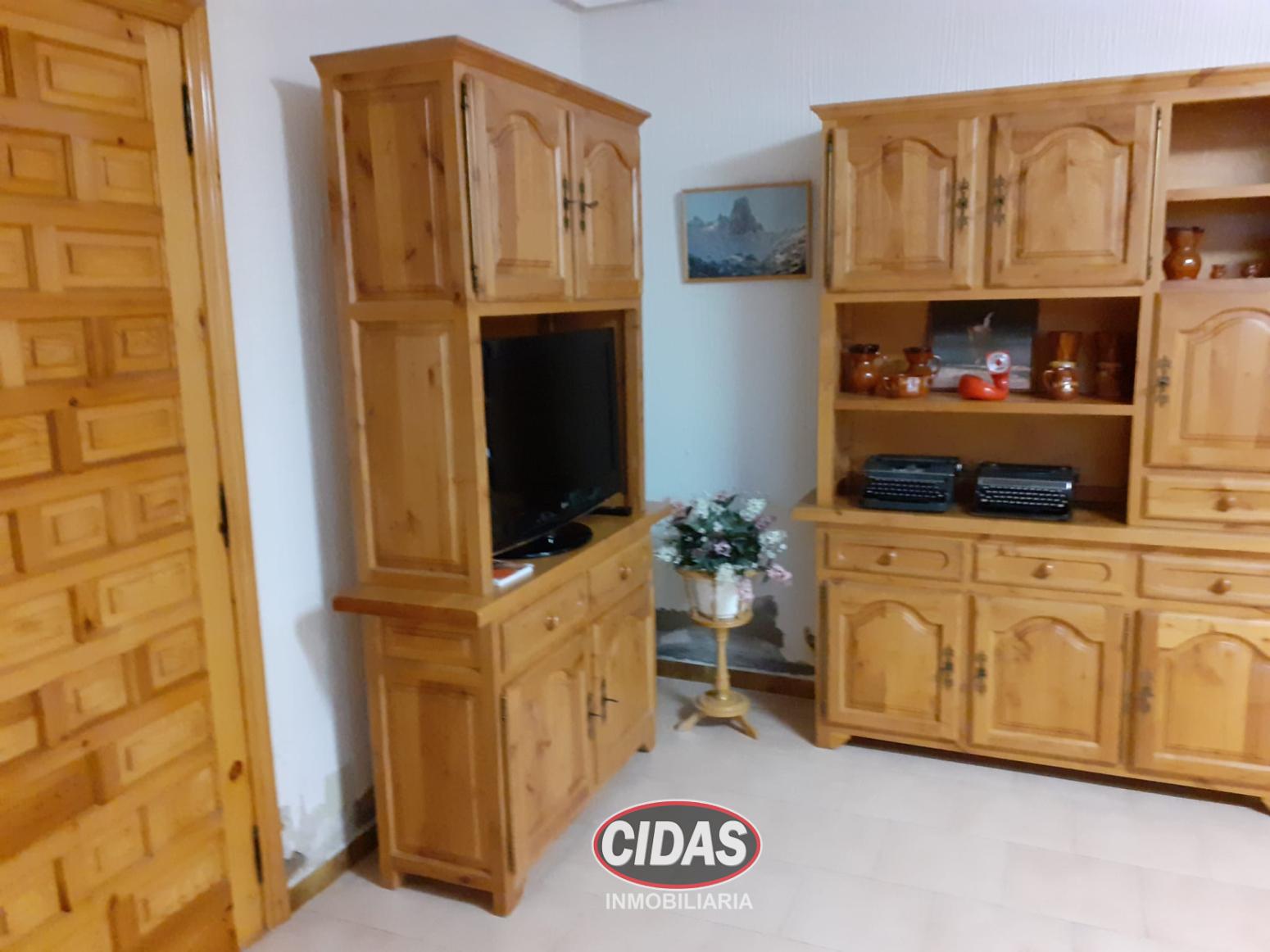 House for Sale in Cuadros