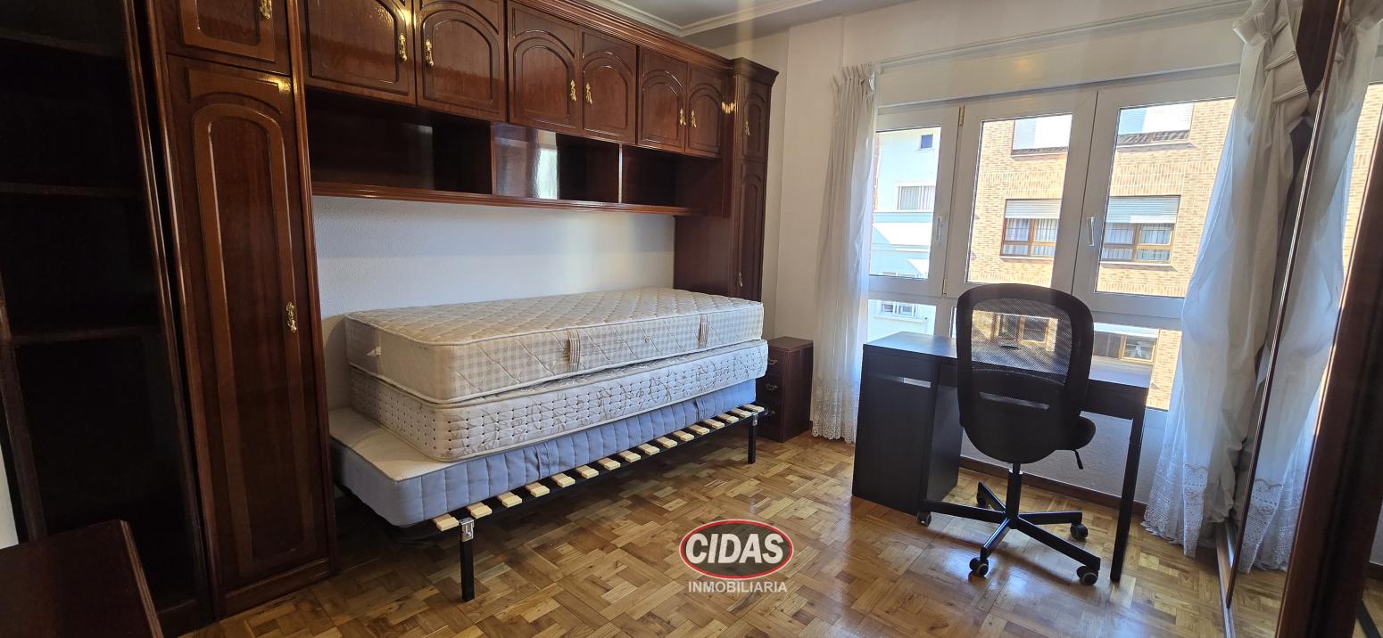Flat for Sale in Oviedo