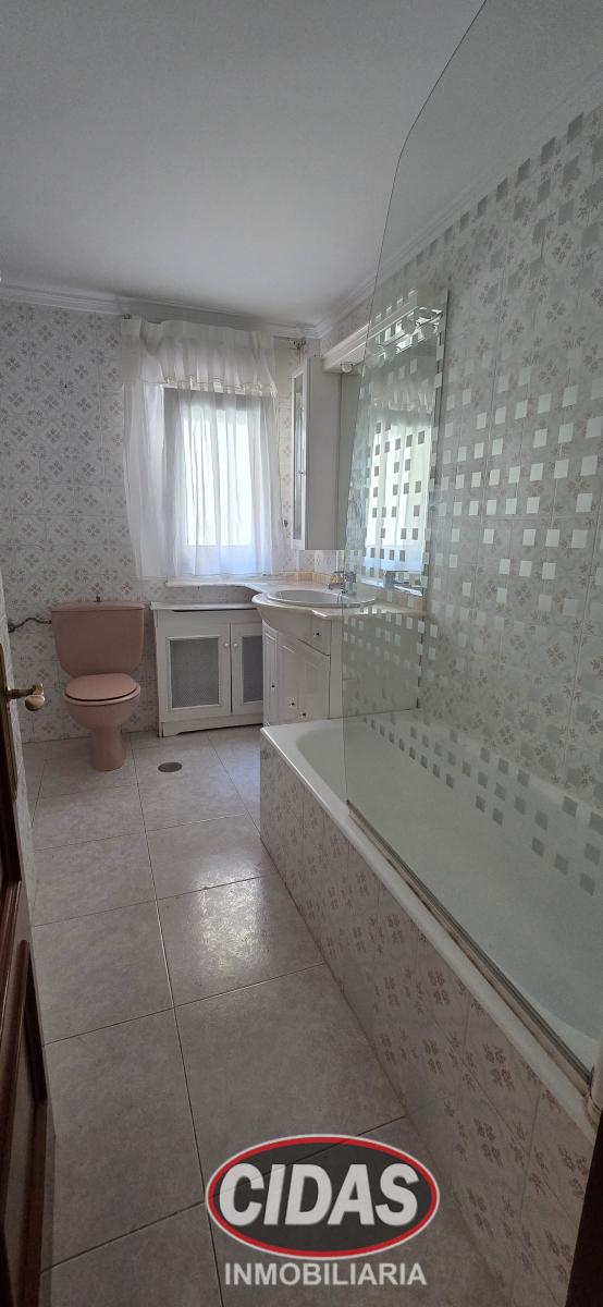 Flat for Sale in Oviedo
