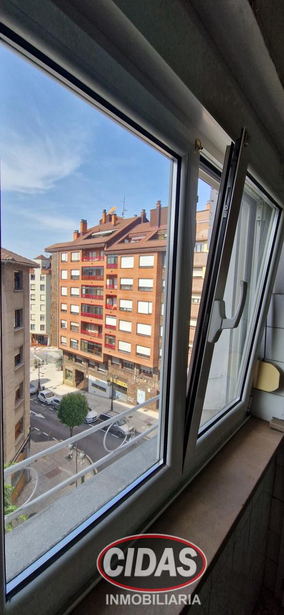 Flat for Sale in Oviedo