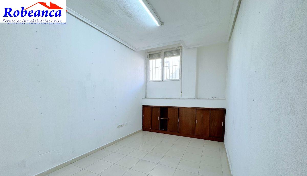 Premise for Rent in Ávila
