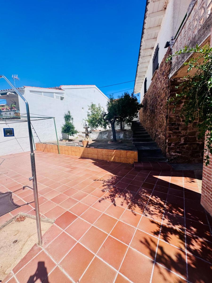 House for Sale in Horcajo de los Montes