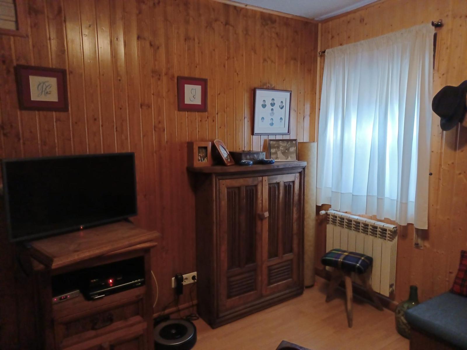 Chalet for Sale in Cangas del Narcea