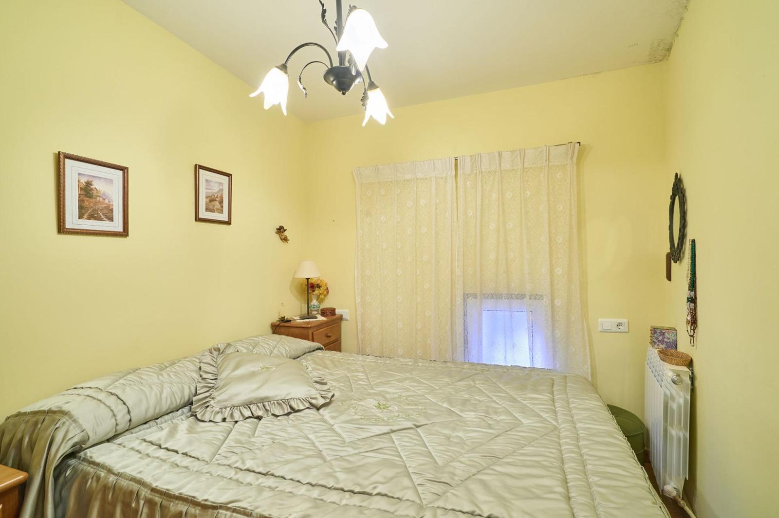 Chalet for Sale in Navacarros