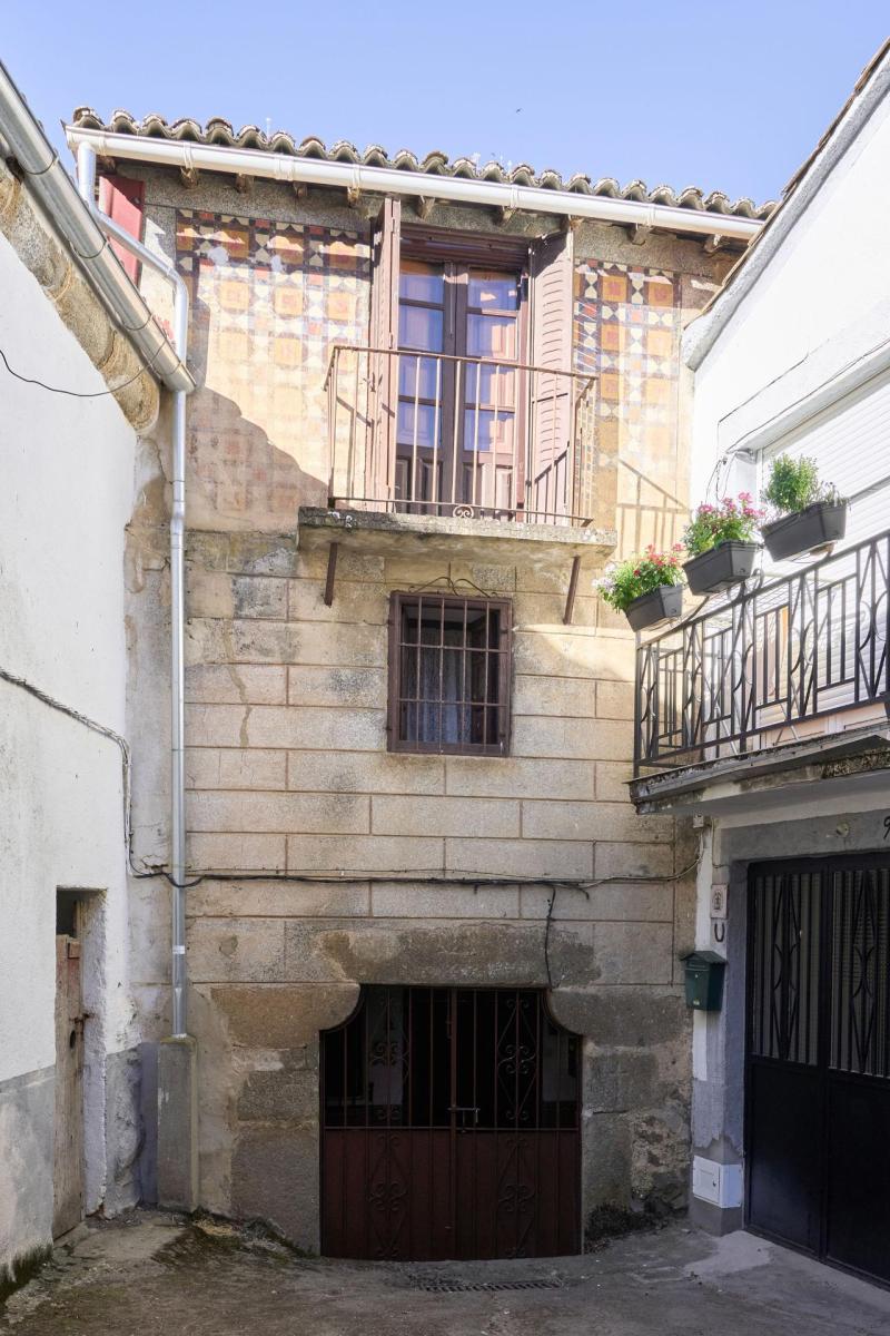 Chalet for Sale in Navacarros