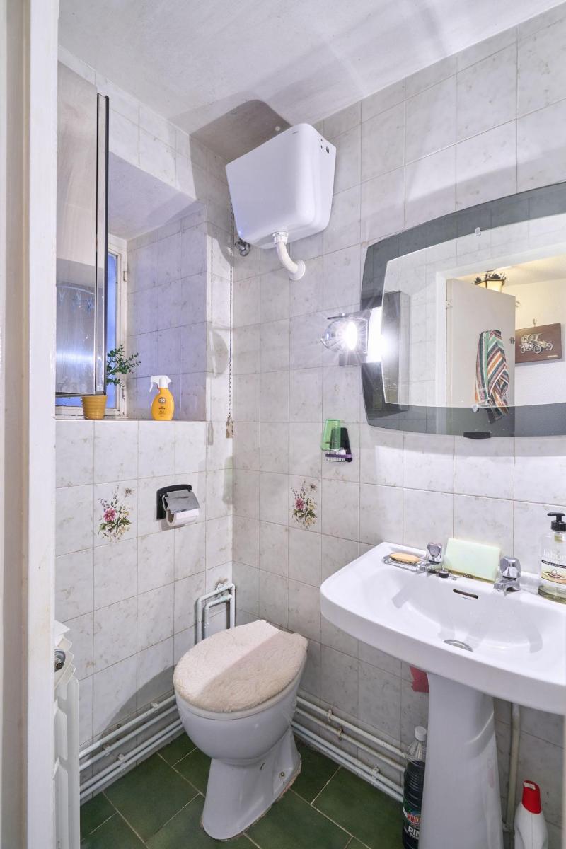 Chalet for Sale in Navacarros