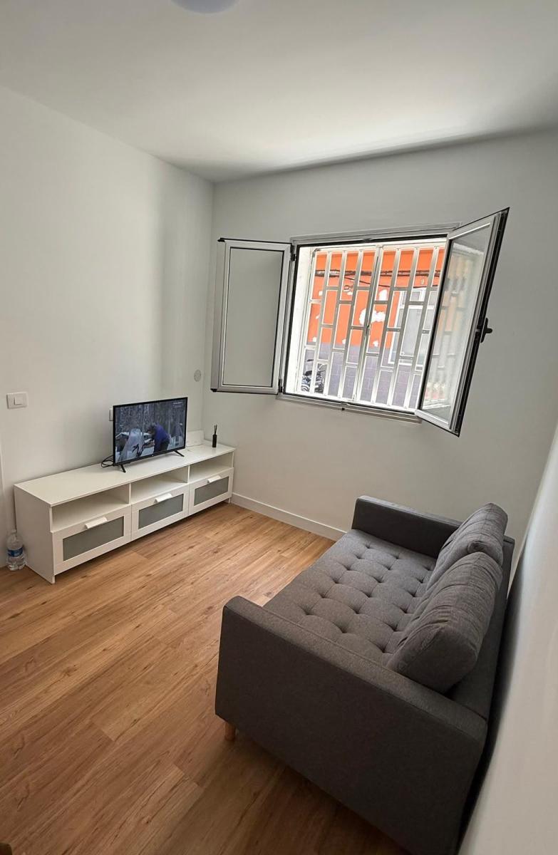 Flat for Sale in Las Palmas de Gran Canaria