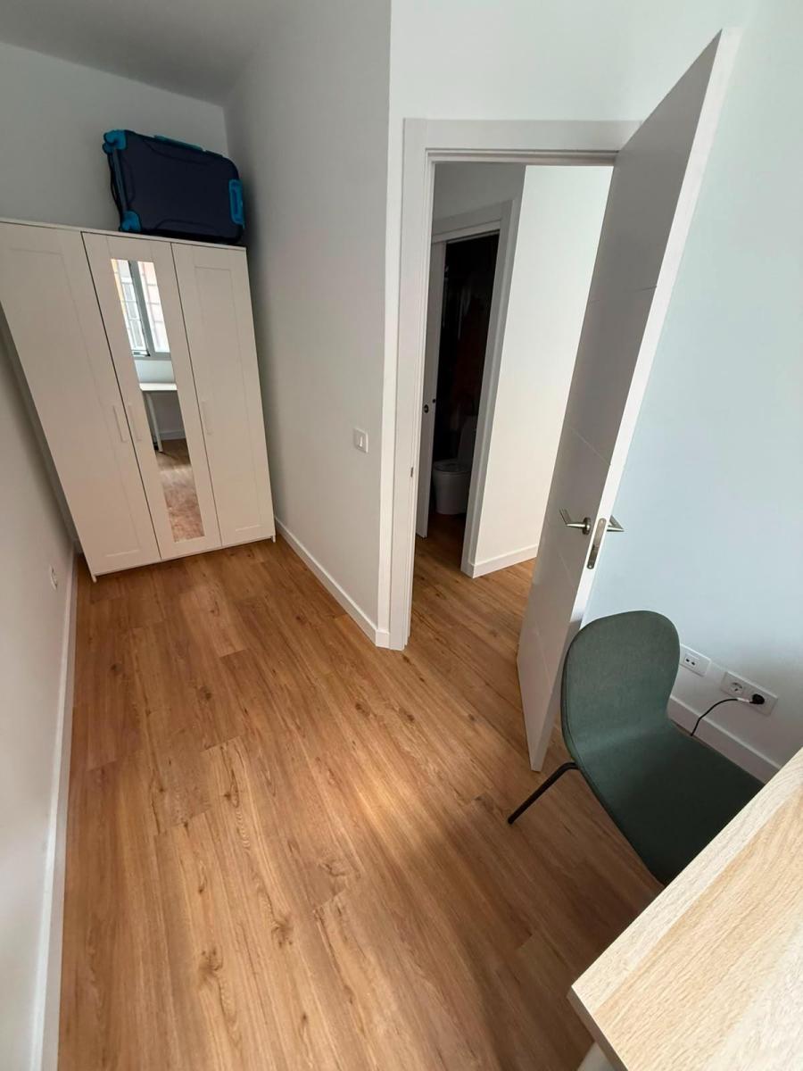 Flat for Sale in Las Palmas de Gran Canaria