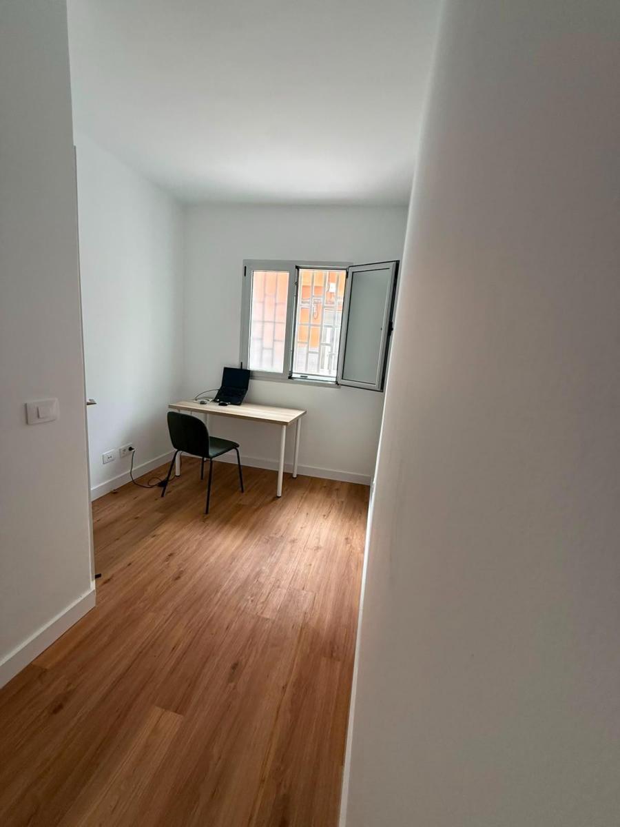 Flat for Sale in Las Palmas de Gran Canaria