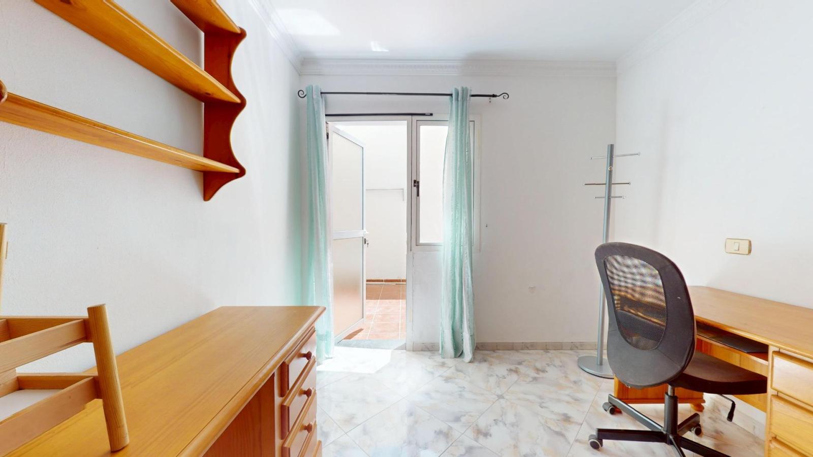 Flat for Sale in Agüimes