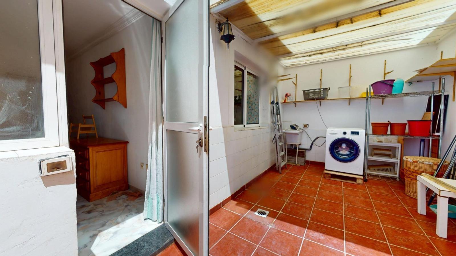 Flat for Sale in Agüimes