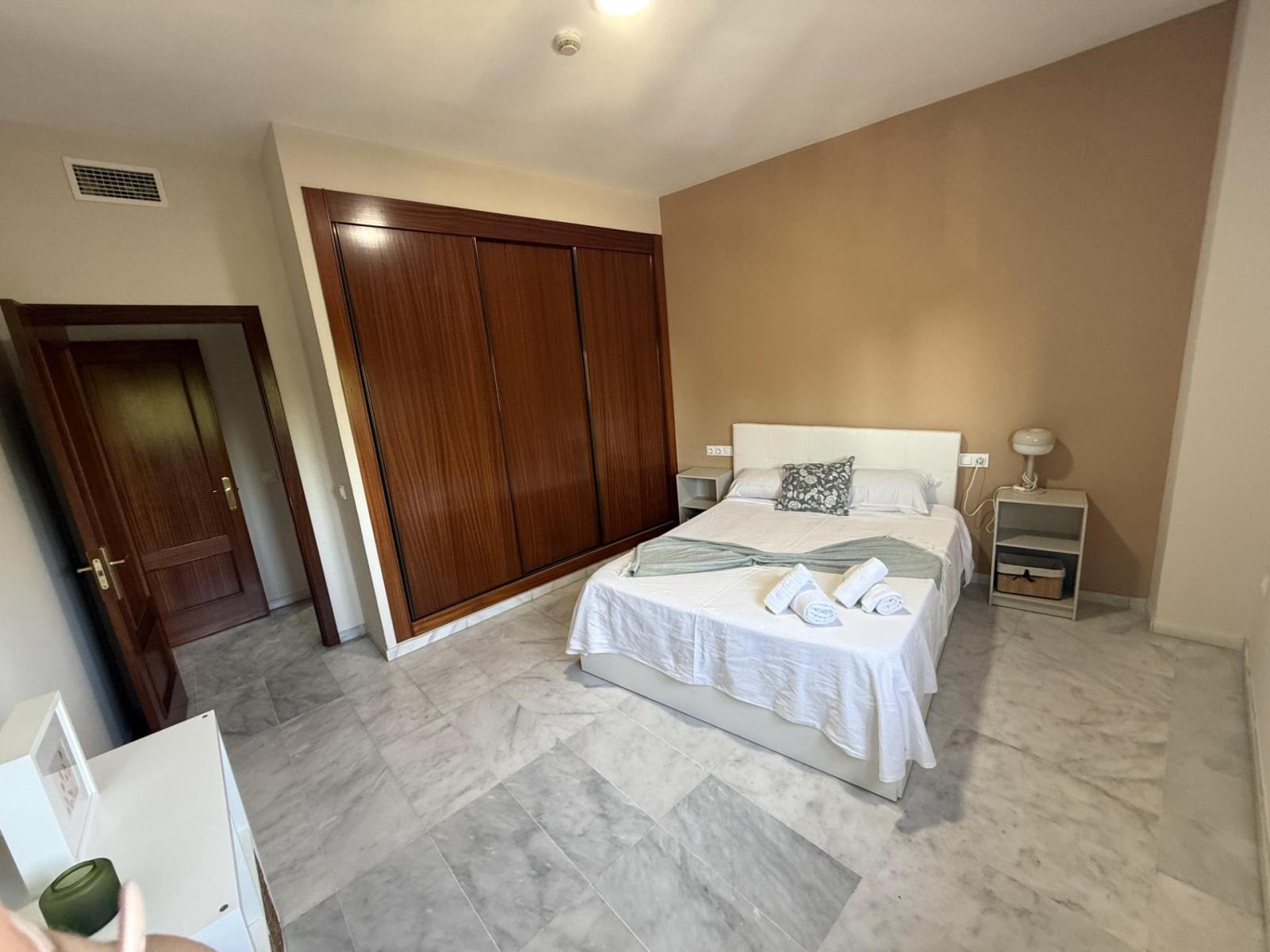 Flat for Sale in Bormujos