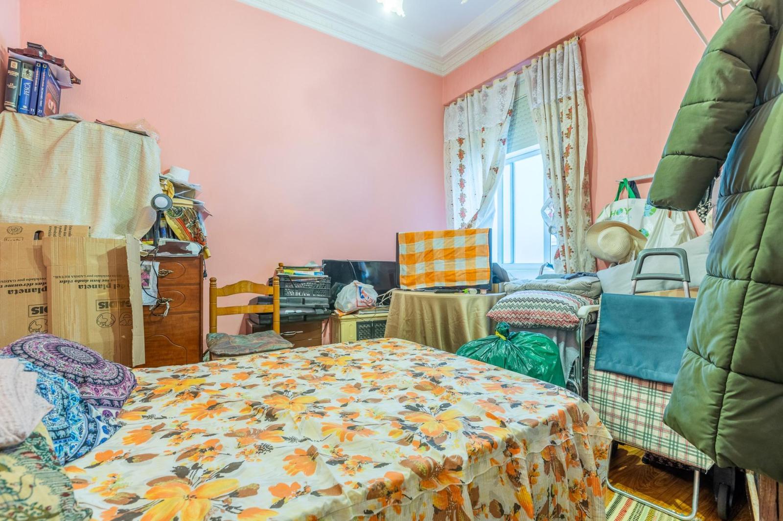 Flat for Sale in La Coruña