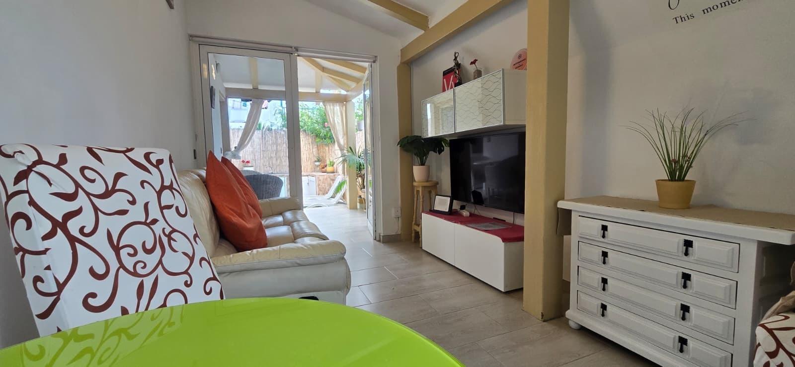 Flat for Sale in Yaiza