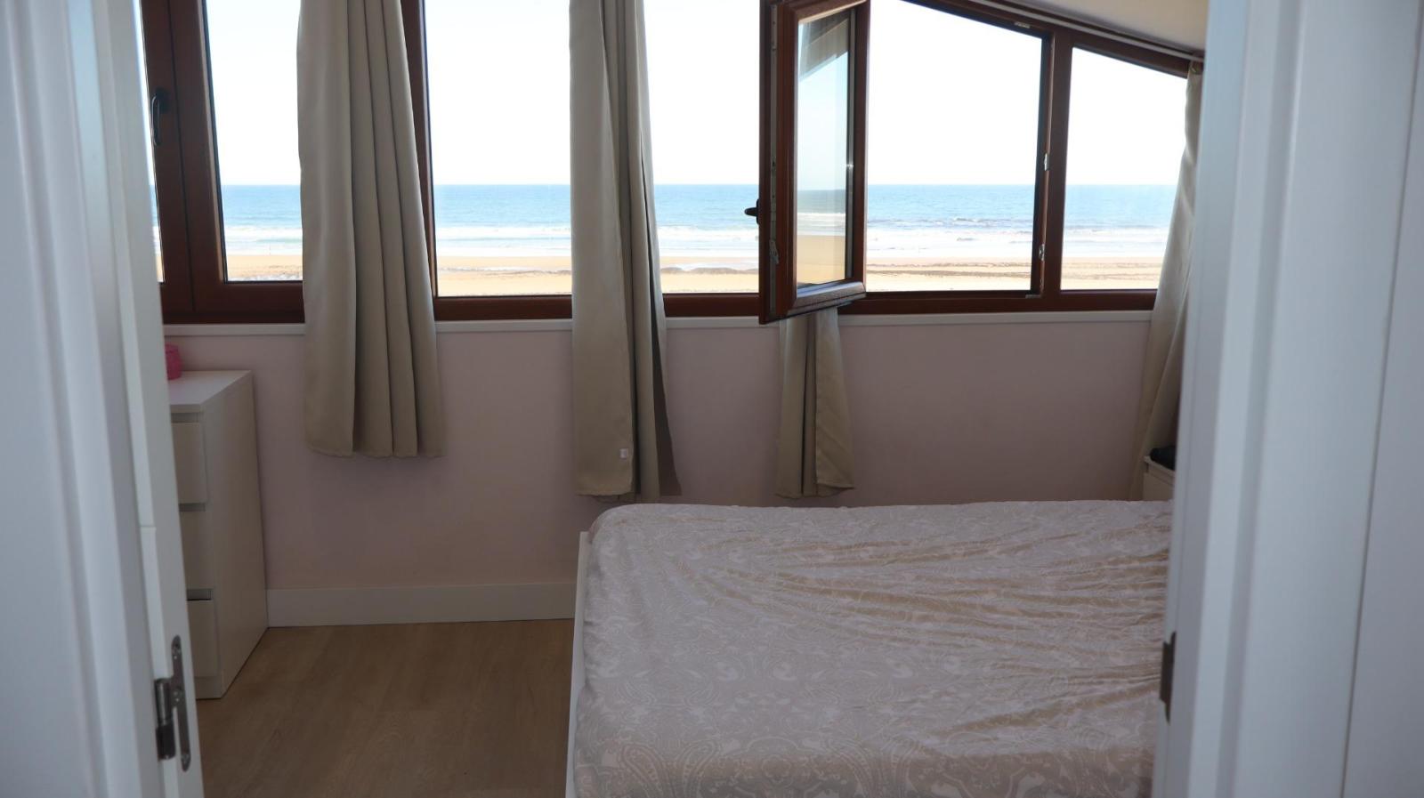 Flat for Sale in Santoña