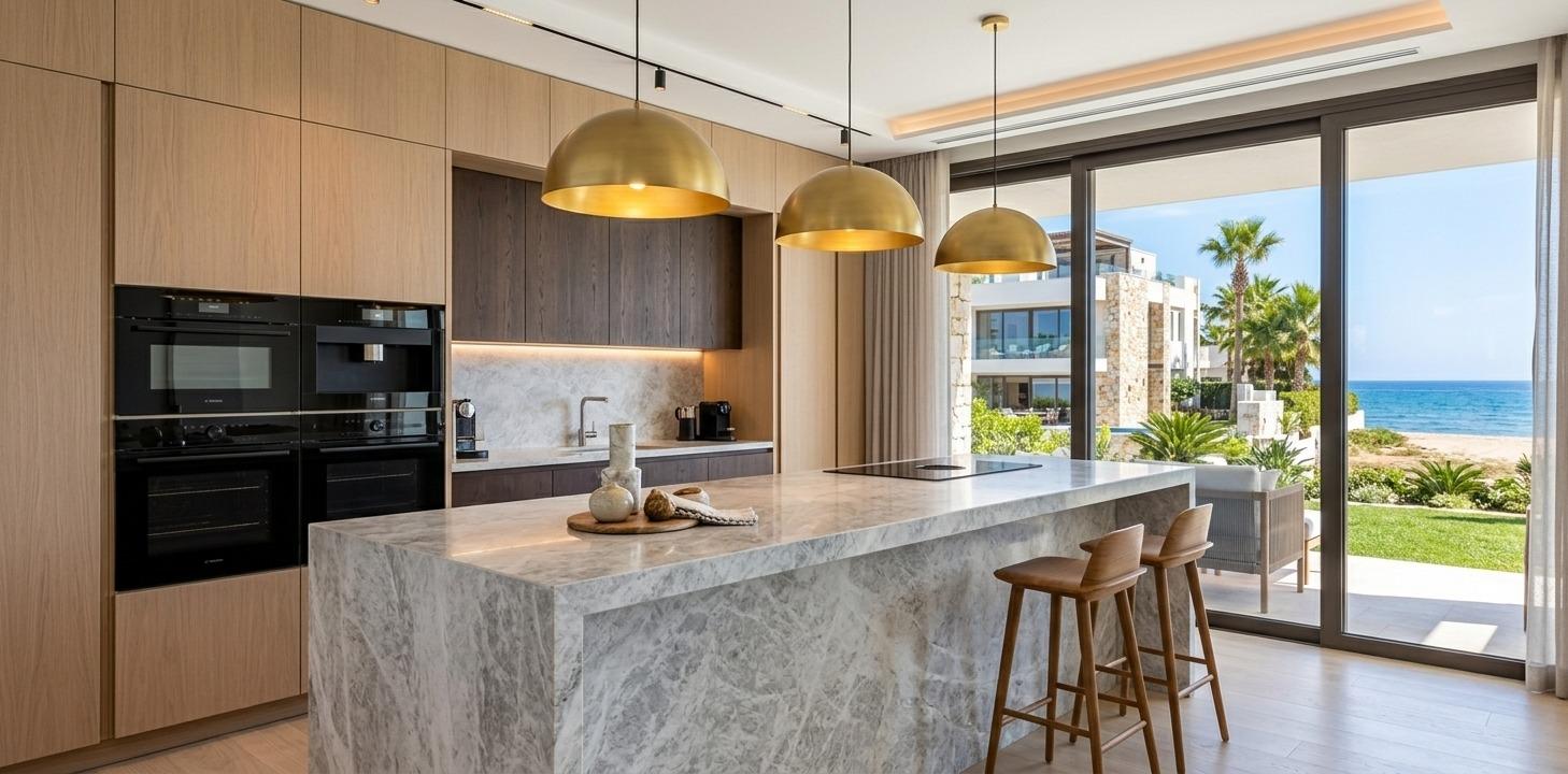 Chalet for Sale in Almonte