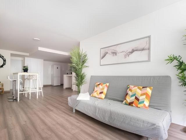 Flat for Sale in Madrid