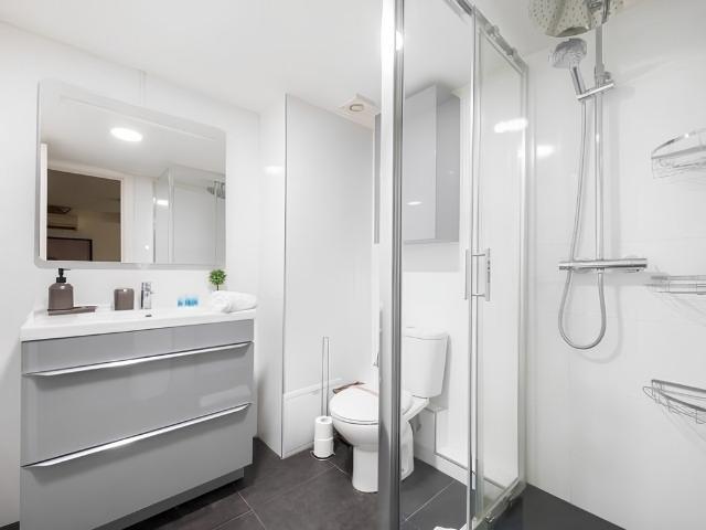 Flat for Sale in Madrid