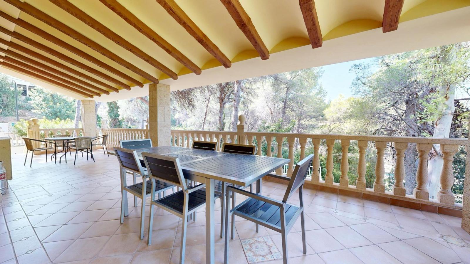 Chalet for Sale in Alzira