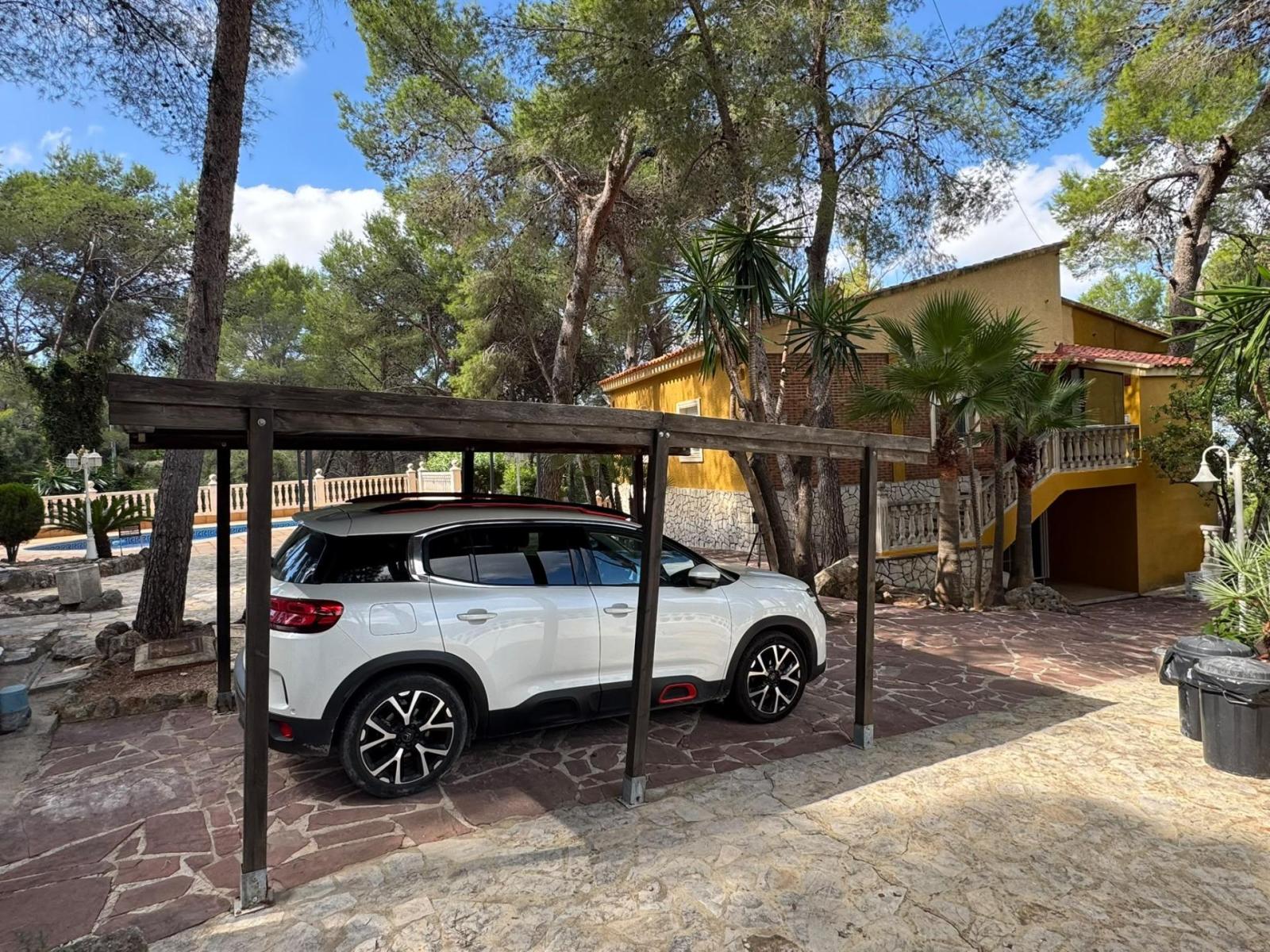 Chalet for Sale in Alzira