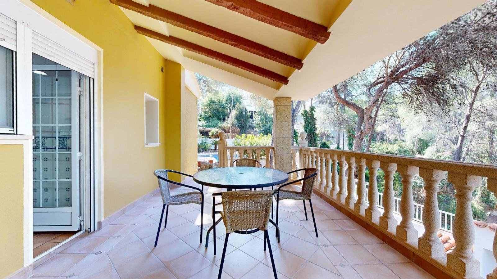 Chalet for Sale in Alzira
